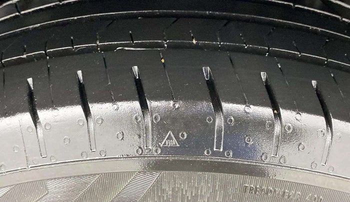 2023 Hyundai VENUE E (O) 1.2 , Petrol, Manual, 52,474 km, Left Rear Tyre Tread