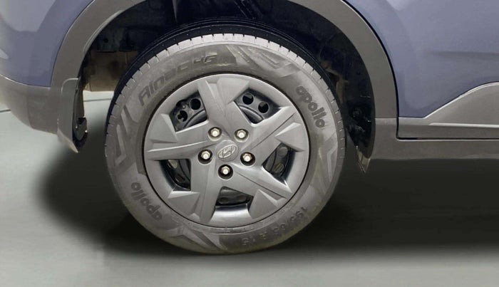2023 Hyundai VENUE E (O) 1.2 , Petrol, Manual, 52,474 km, Right Rear Wheel