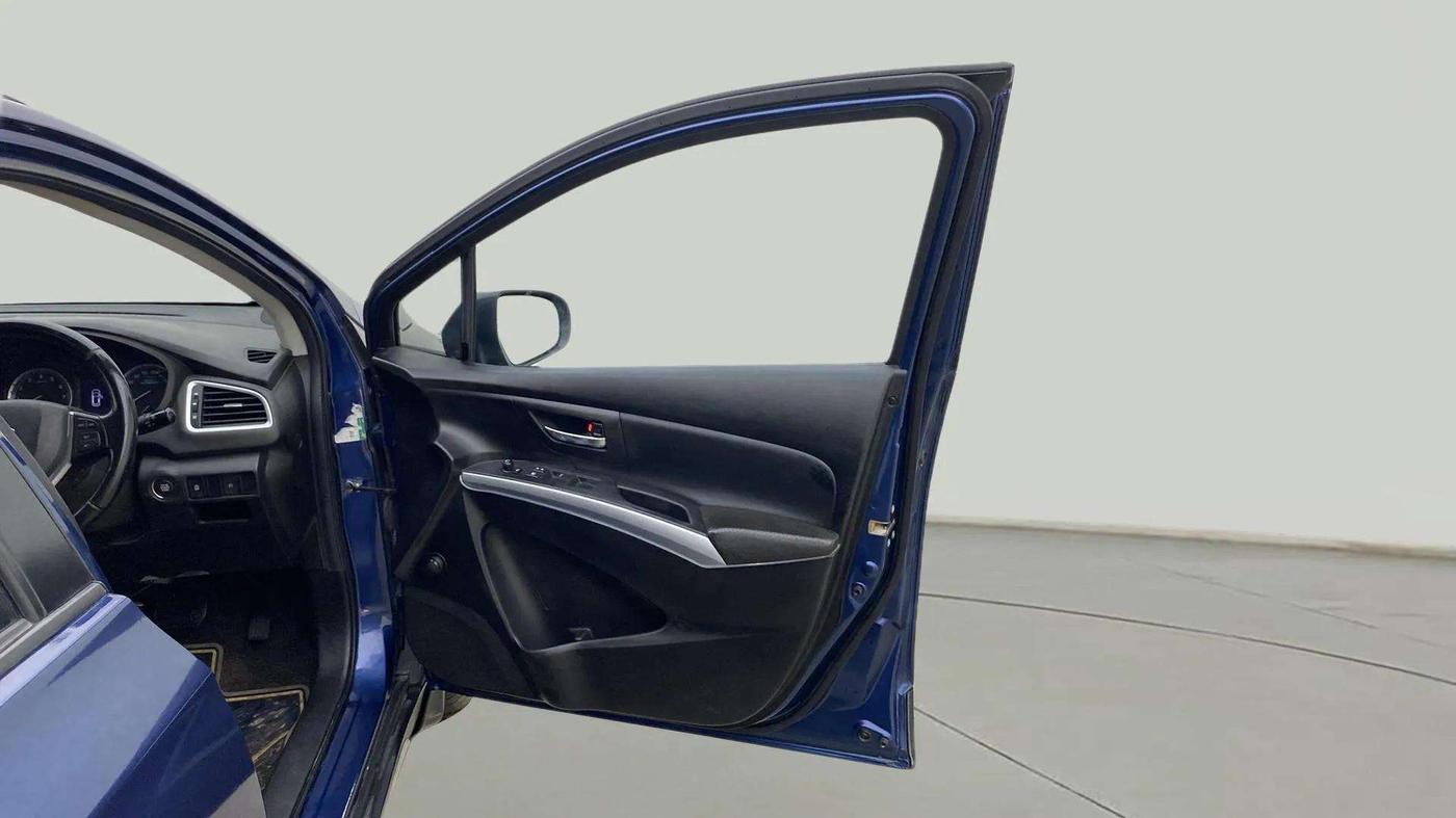 2021 Maruti S Cross ALPHA AT1.5, Petrol, Automatic, 50,425 km, RHS Front Door
