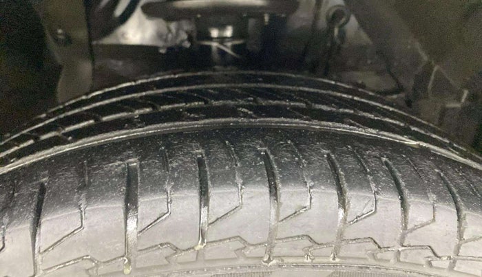2021 Maruti S Cross ALPHA AT1.5, Petrol, Automatic, 50,258 km, Right Front Tyre Tread