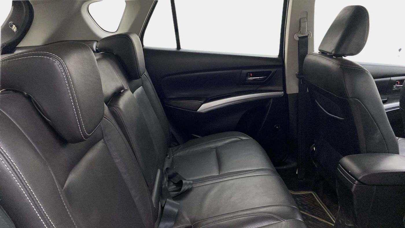 2021 Maruti S Cross ALPHA AT1.5, Petrol, Automatic, 50,425 km, Right Side Rear Door Cabin