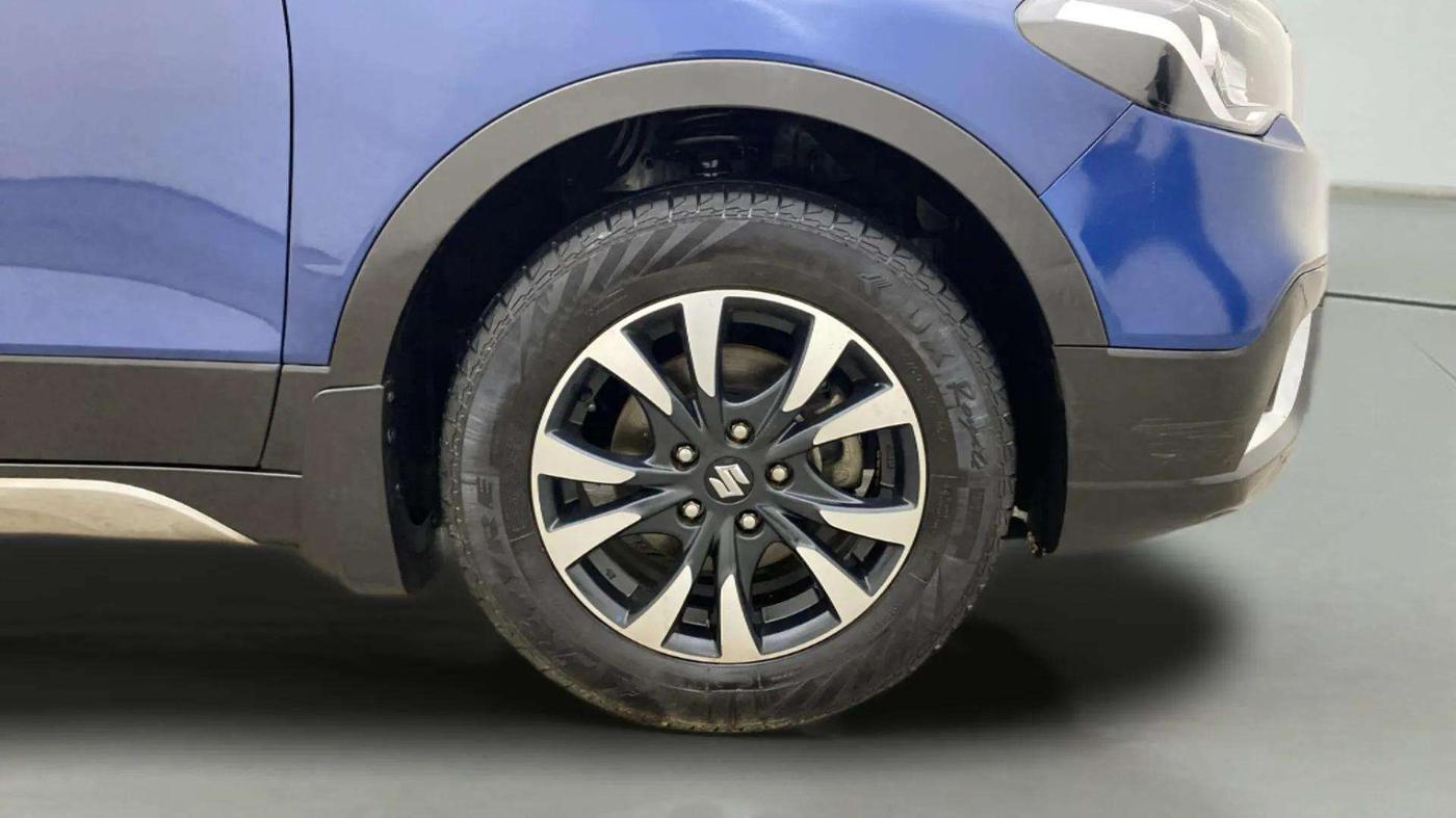 2021 Maruti S Cross ALPHA AT1.5, Petrol, Automatic, 50,425 km, Right Front Wheel