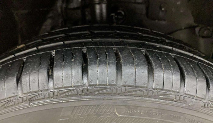 2016 Honda Amaze 1.2L I-VTEC S AT, Petrol, Automatic, 36,261 km, Right Front Tyre Tread