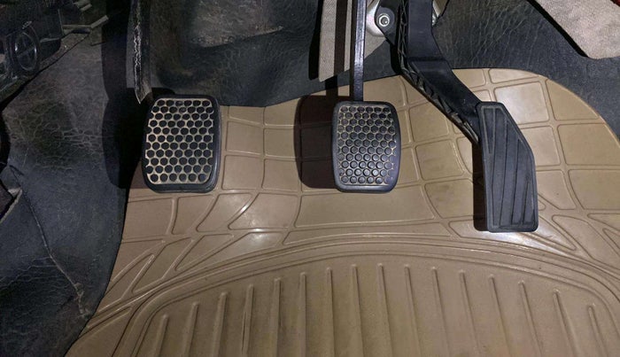 2018 Maruti Alto K10 LXI CNG (AIRBAG), CNG, Manual, 78,744 km, Pedals