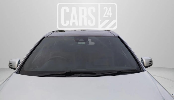 2016 Mercedes Benz E Class E 250 CDI Avantgarde, Diesel, Automatic, 1,03,685 km, Front Windshield