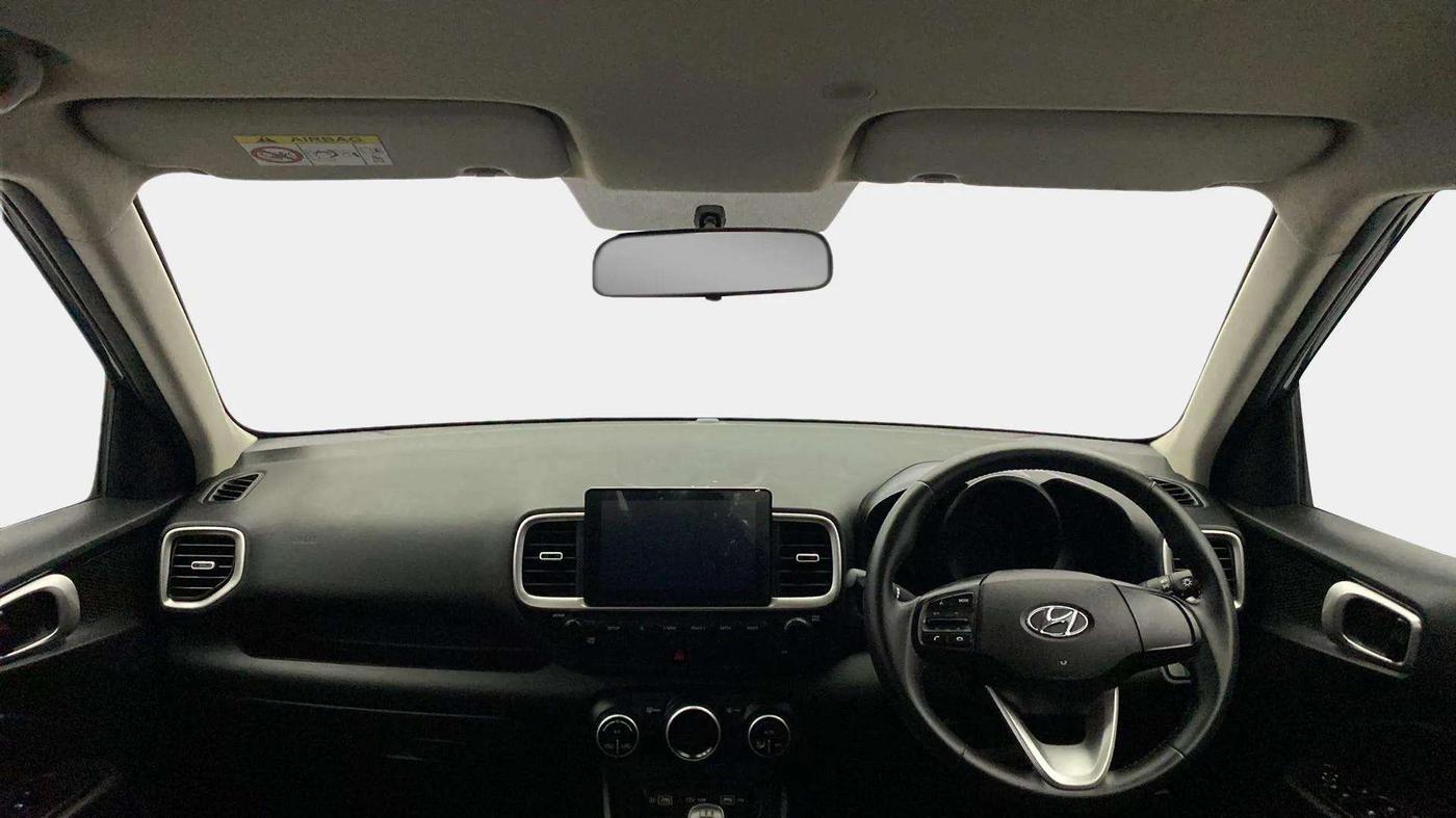 2022 Hyundai VENUE S+ 1.2, Petrol, Manual, 24,574 km, Dashboard