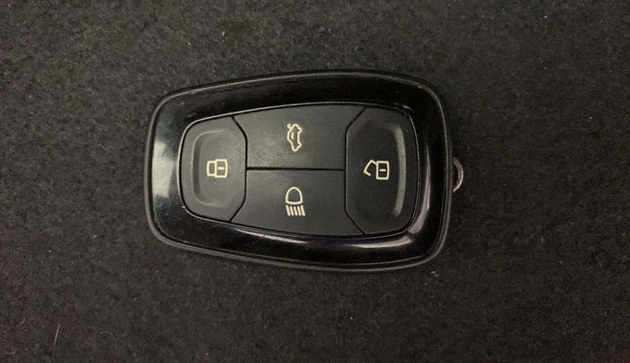 2020 Tata NEXON XZ PLUS (O) PETROL, Petrol, Manual, 37,694 km, Key Close Up