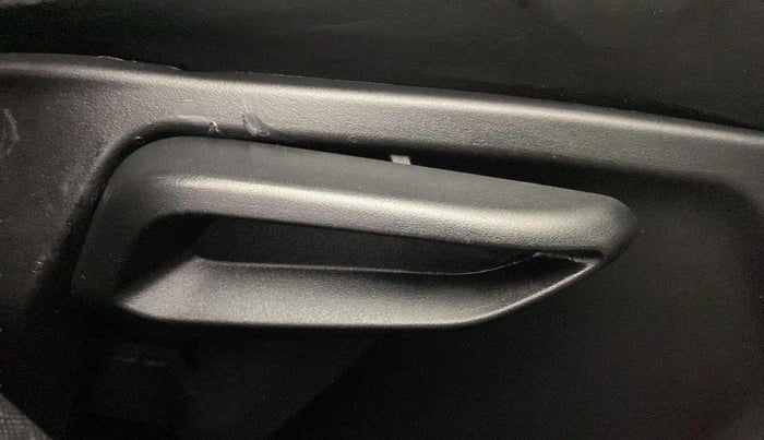 2020 Tata NEXON XZ PLUS (O) PETROL, Petrol, Manual, 37,694 km, Driver Side Adjustment Panel