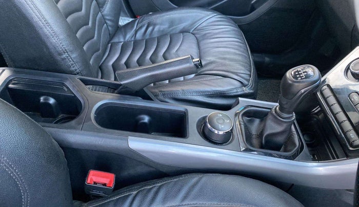 2022 Tata NEXON XM PLUS SUNROOF PETROL, Petrol, Manual, 24,251 km, Gear Lever