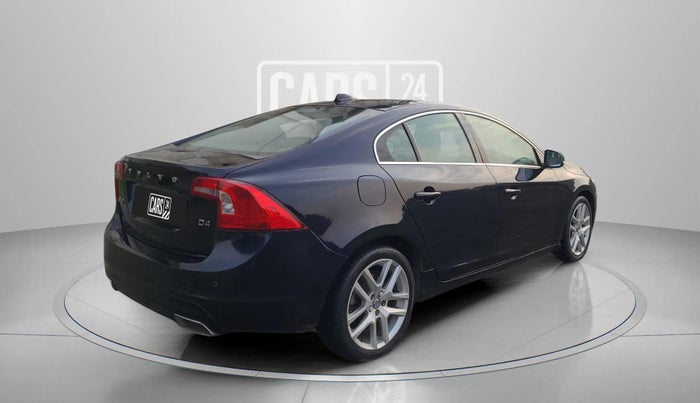2017 Volvo S60 Momentum D4, Diesel, Automatic, 94,280 km, Right Back Diagonal