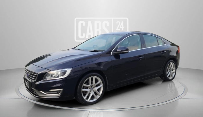 2017 Volvo S60 Momentum D4, Diesel, Automatic, 94,280 km, Left Front Diagonal