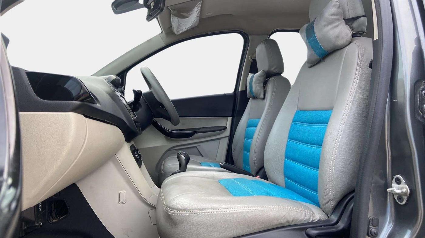 2022 Tata TIGOR XZ PLUS CNG, CNG, Manual, 44,989 km, Right Side Front Door Cabin