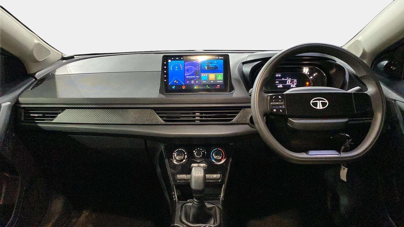 2024 Tata NEXON SMART PLUS S 1.2 REVOTRON, Petrol, Manual, 9,236 km, Dashboard