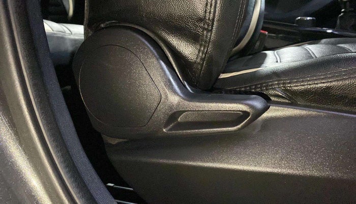 2024 Tata NEXON SMART PLUS S 1.2 REVOTRON, Petrol, Manual, 9,236 km, Driver Side Adjustment Panel