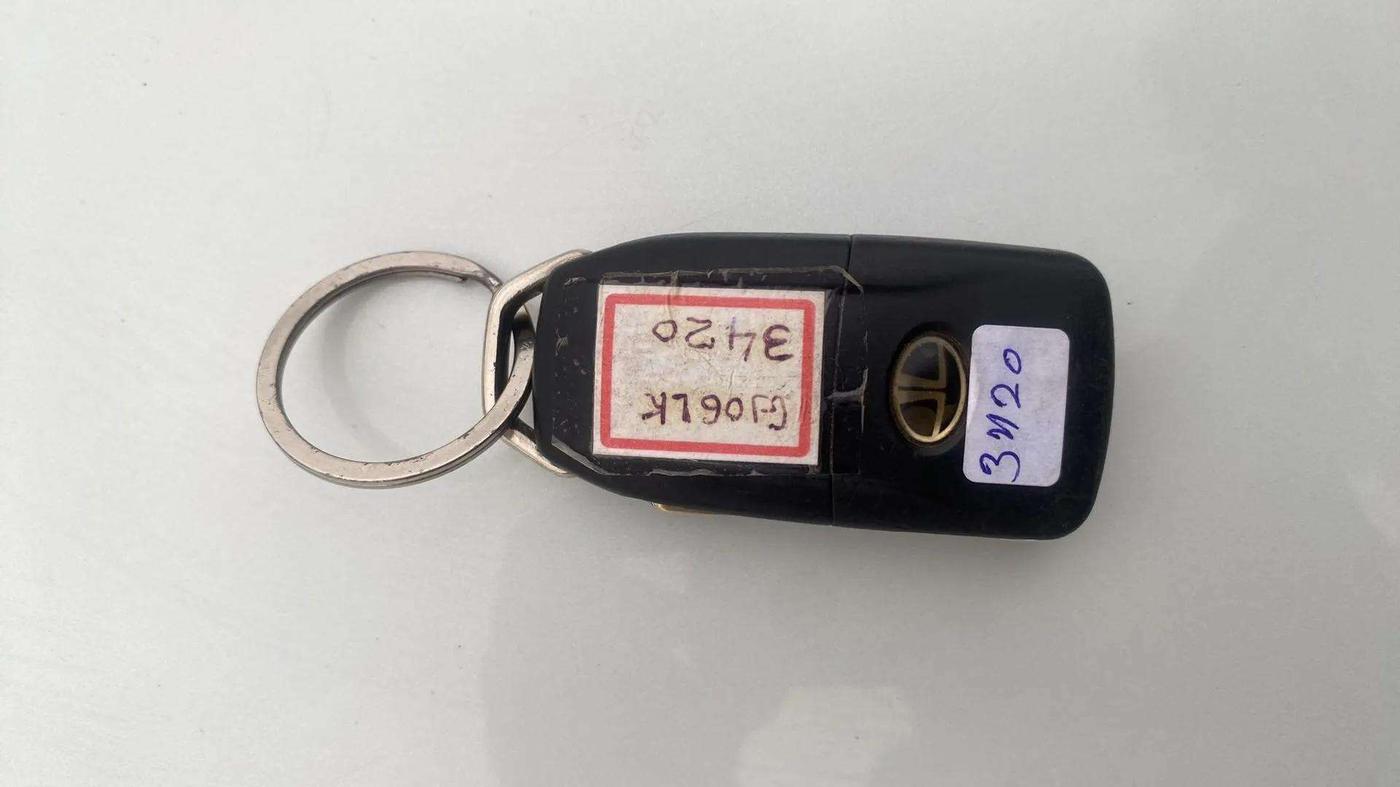 2018 Tata Tiago XT PETROL, Petrol, Manual, 88,800 km, Key Close Up