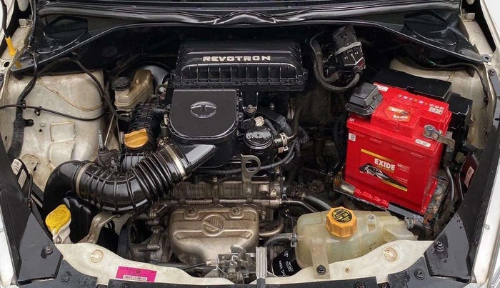 2018 Tata Tiago XT PETROL, Petrol, Manual, 88,800 km, Open Bonet