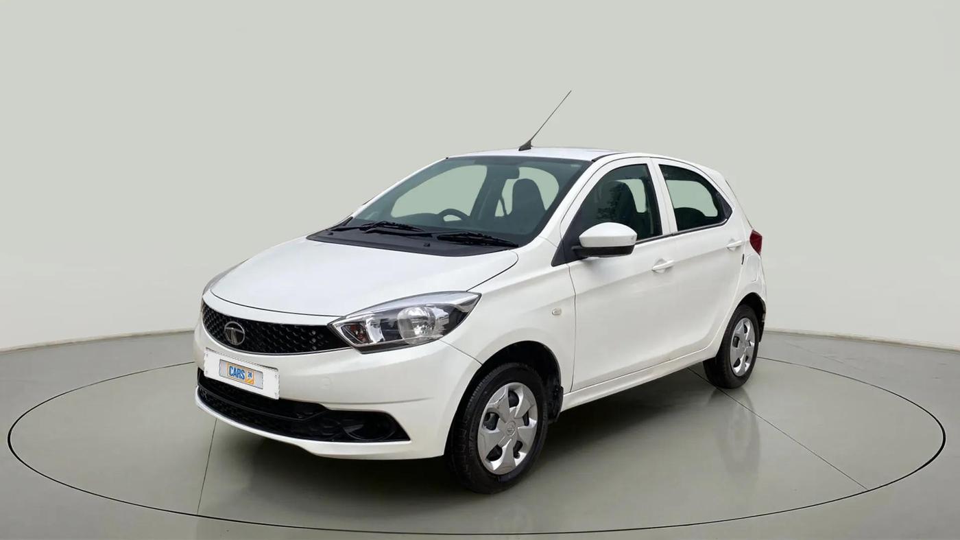 2018 Tata Tiago XT PETROL, Petrol, Manual, 88,800 km, Left Front Diagonal
