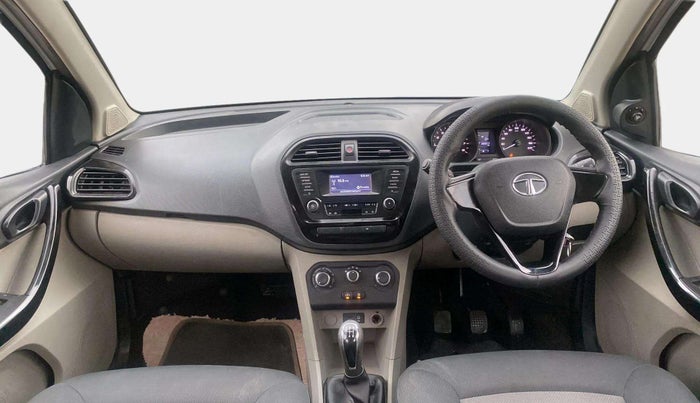 2018 Tata Tiago XT PETROL, Petrol, Manual, 88,800 km, Dashboard