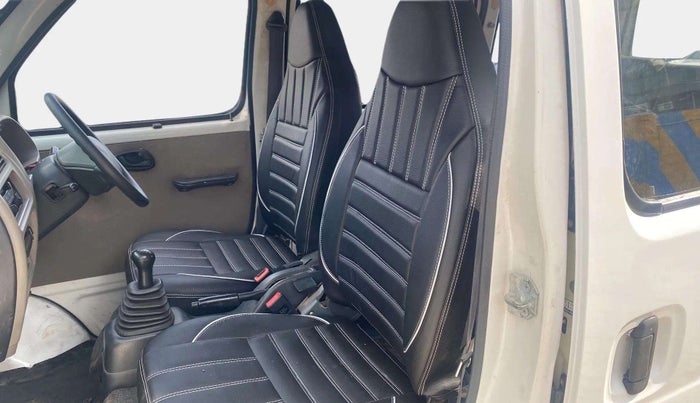 2014 Maruti Eeco 7 STR, CNG, Manual, 89,441 km, Right Side Front Door Cabin