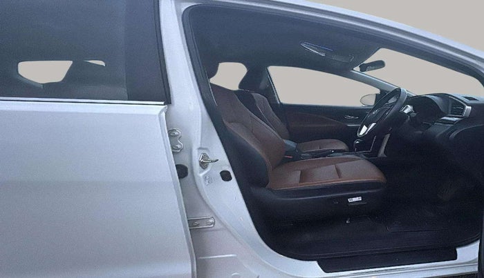 2021 Toyota Innova Crysta 2.4 ZX AT 7 STR, Diesel, Automatic, 1,06,004 km, Right Side Front Door Cabin