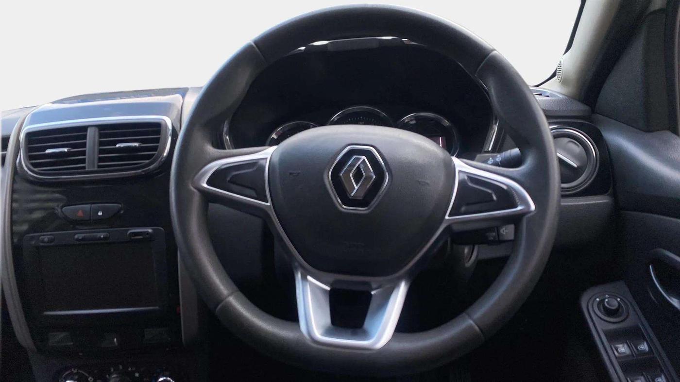 2021 Renault Duster RXS 1.5 PETROL MT, Petrol, Manual, 80,165 km, Steering Wheel Close Up