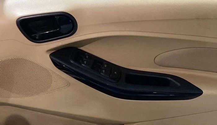 2020 Ford Figo Aspire TITANIUM 1.2 PETROL, Petrol, Manual, 30,690 km, Driver Side Door Panels Control
