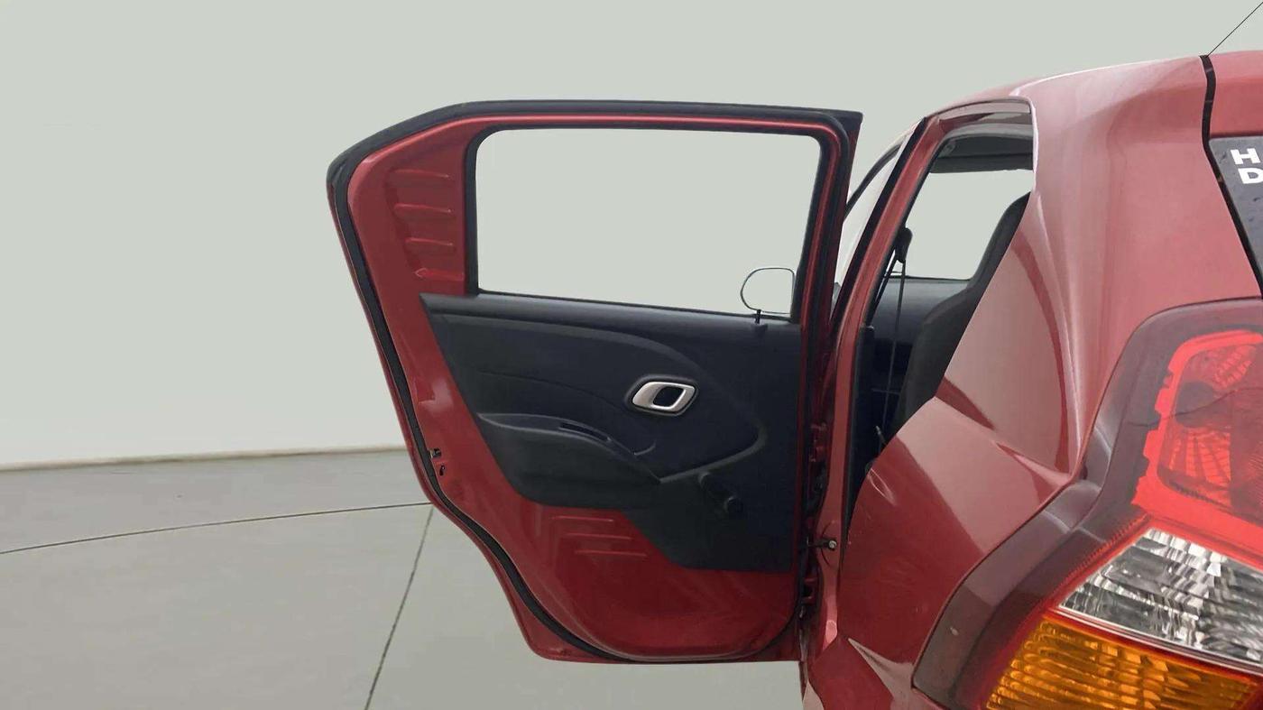 2018 Datsun Redi Go T(O) 1.0 AMT, Petrol, Automatic, 16,938 km, LHS Rear Door