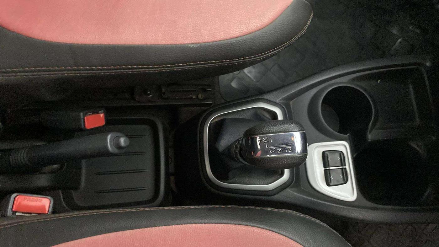 2018 Datsun Redi Go T(O) 1.0 AMT, Petrol, Automatic, 16,938 km, Gear Lever