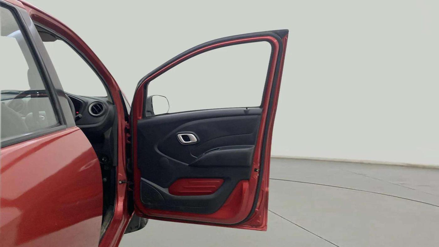2018 Datsun Redi Go T(O) 1.0 AMT, Petrol, Automatic, 16,938 km, RHS Front Door