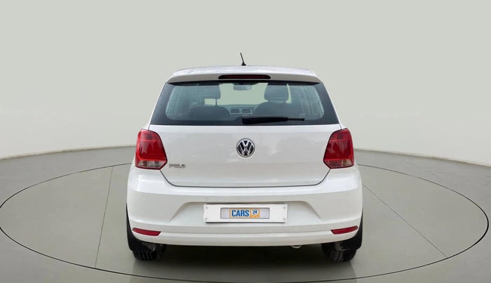 2017 Volkswagen Polo HIGHLINE1.2L, Petrol, Manual, 1,02,951 km, Back/Rear