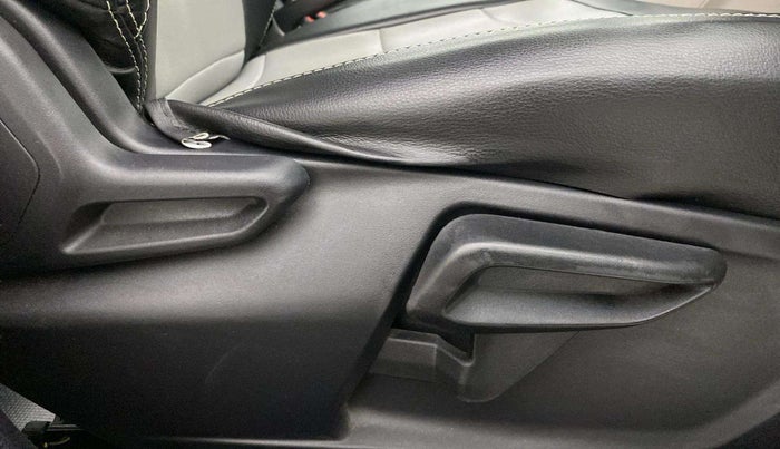 2024 Tata Tiago XZA PLUS PETROL, Petrol, Automatic, 12,821 km, Driver Side Adjustment Panel