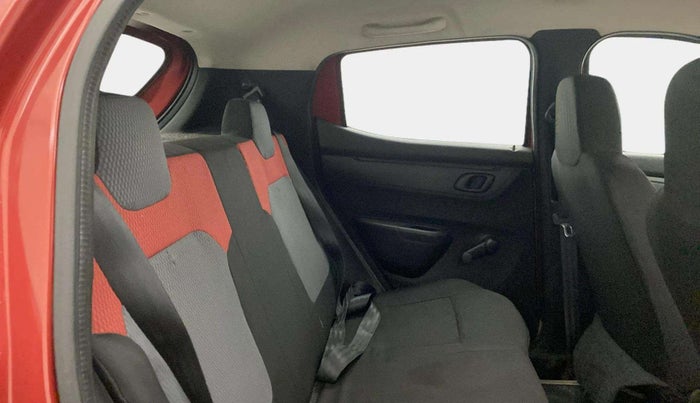 2017 Renault Kwid RXT 1.0 AMT (O), Petrol, Automatic, 34,021 km, Right Side Rear Door Cabin