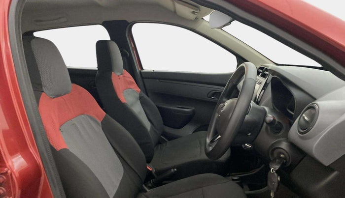 2017 Renault Kwid RXT 1.0 AMT (O), Petrol, Automatic, 34,021 km, Right Side Front Door Cabin
