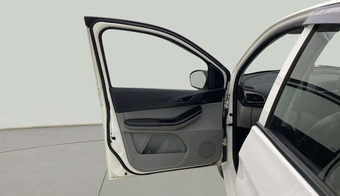 2023 Tata Tiago XT (O) PETROL, CNG, Manual, 61,907 km, LHS Front Door