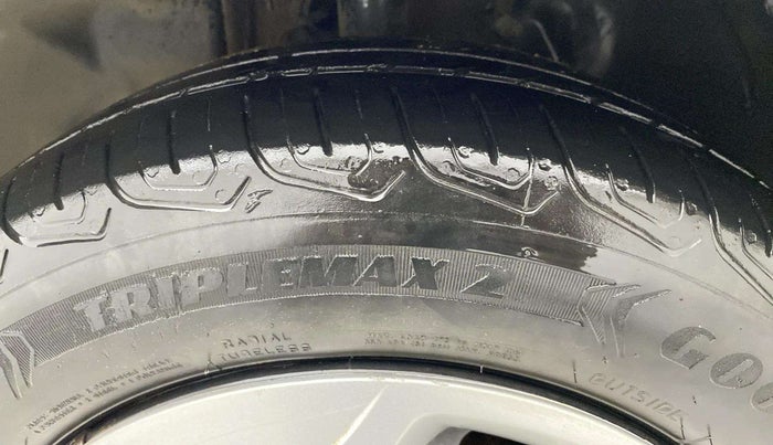 2023 Tata Tiago XT (O) PETROL, CNG, Manual, 61,907 km, Left Front Tyre Tread