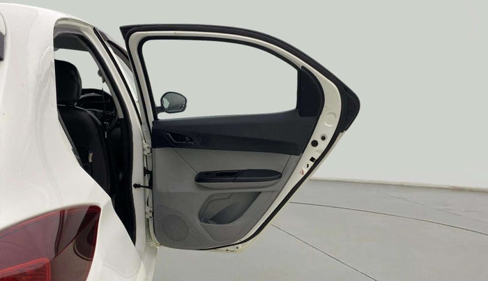 2023 Tata Tiago XT (O) PETROL, CNG, Manual, 61,907 km, RHS Rear Door