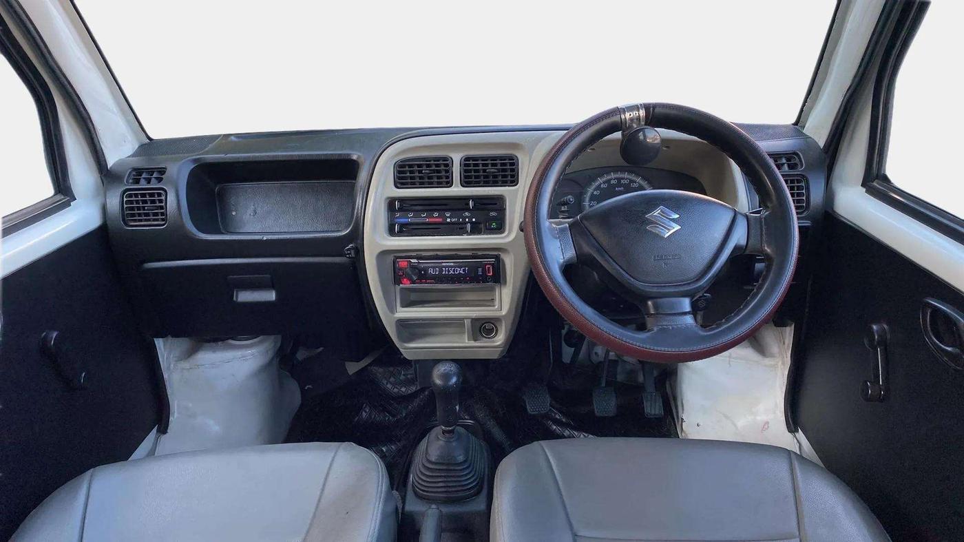 2021 Maruti Eeco 5 STR WITH A/C+HTR, Petrol, Manual, 23,415 km, Dashboard