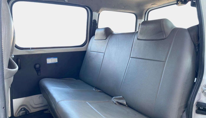2021 Maruti Eeco 5 STR WITH A/C+HTR, Petrol, Manual, 23,360 km, Right Side Rear Door Cabin