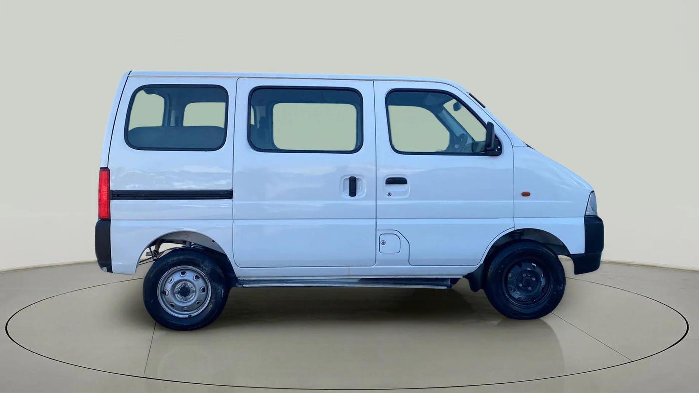 2021 Maruti Eeco 5 STR WITH A/C+HTR, Petrol, Manual, 23,415 km, Right Side View