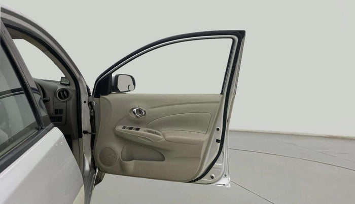 2013 Nissan Sunny XL DIESEL, Diesel, Manual, 1,03,661 km, RHS Front Door