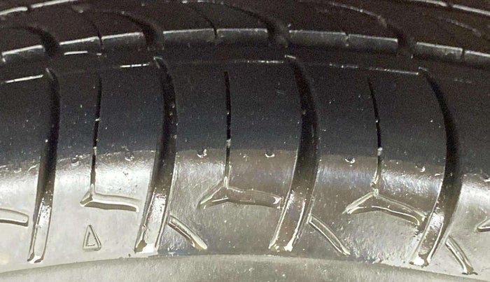 2018 Tata TIGOR XZ (O) PETROL, Petrol, Manual, 65,199 km, Right Rear Tyre Tread