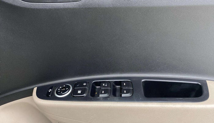 2015 Hyundai Grand i10 ASTA AT 1.2 KAPPA VTVT, Petrol, Automatic, 94,900 km, Driver Side Door Panels Control