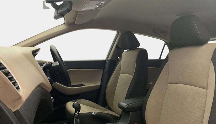 2015 Hyundai Elite i20 SPORTZ 1.2 (O), Petrol, Manual, 71,332 km, Right Side Front Door Cabin