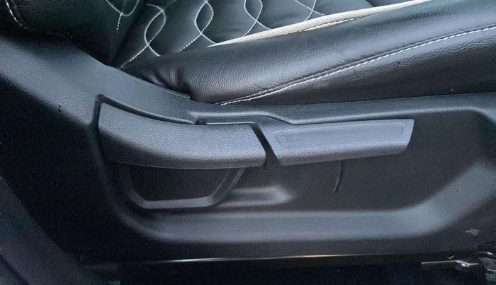 2022 Hyundai Creta SX 1.5 PETROL, Petrol, Manual, 32,361 km, Driver Side Adjustment Panel