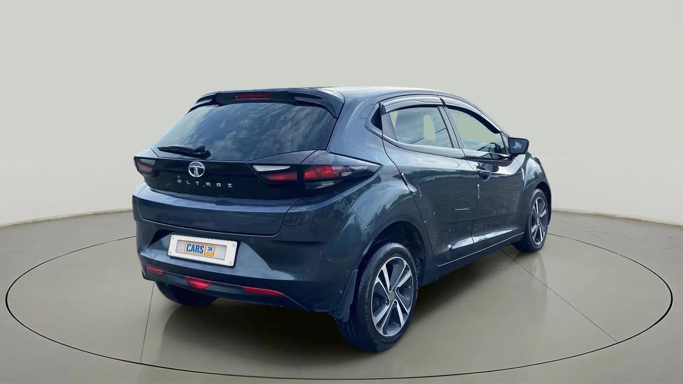 2020 Tata ALTROZ XZ DIESEL, Diesel, Manual, 1,03,913 km, Right Back Diagonal