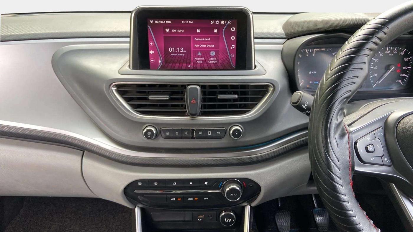 2020 Tata ALTROZ XZ DIESEL, Diesel, Manual, 1,03,913 km, Air Conditioner