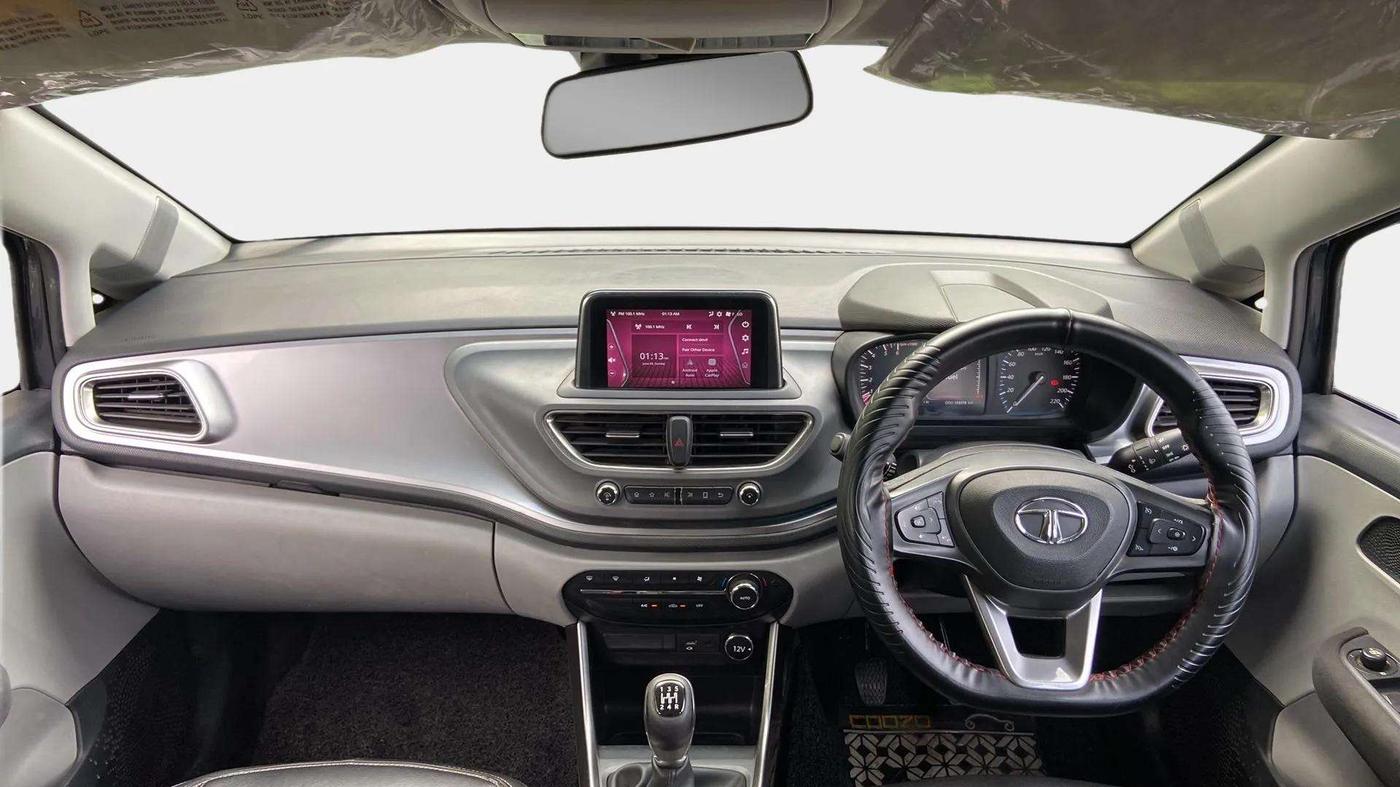 2020 Tata ALTROZ XZ DIESEL, Diesel, Manual, 1,03,913 km, Dashboard