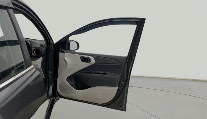 2021 Hyundai AURA S 1.2 CNG, CNG, Manual, 82,837 km, RHS Front Door