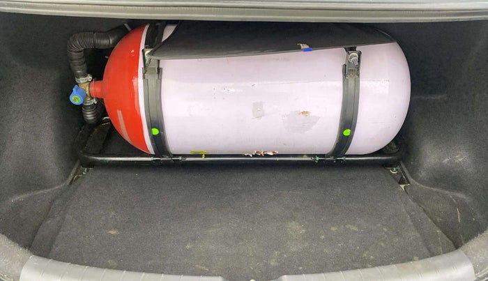 2021 Hyundai AURA S 1.2 CNG, CNG, Manual, 82,837 km, Boot Inside