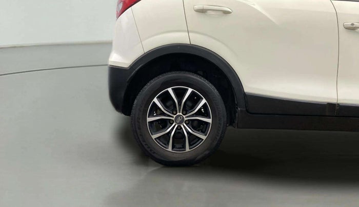 2020 Mahindra XUV300 W6 1.5 DIESEL AMT, Diesel, Automatic, 54,643 km, Right Rear Wheel
